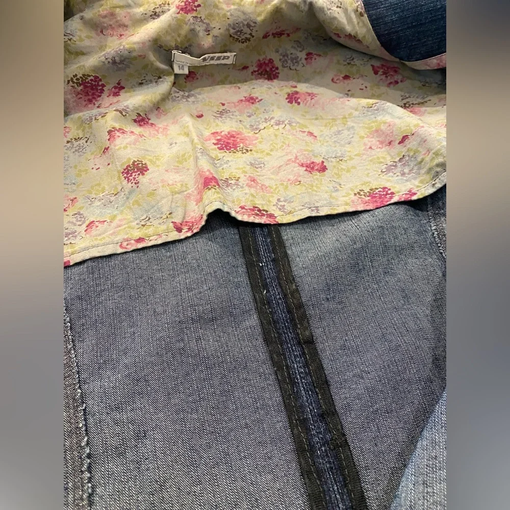 VSSP denim blazer jacket with floral details - Picture 5 of 9
